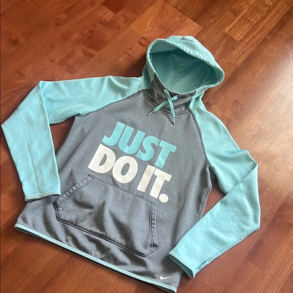 Nike Hoodie Sweater - Picture 4 of 6